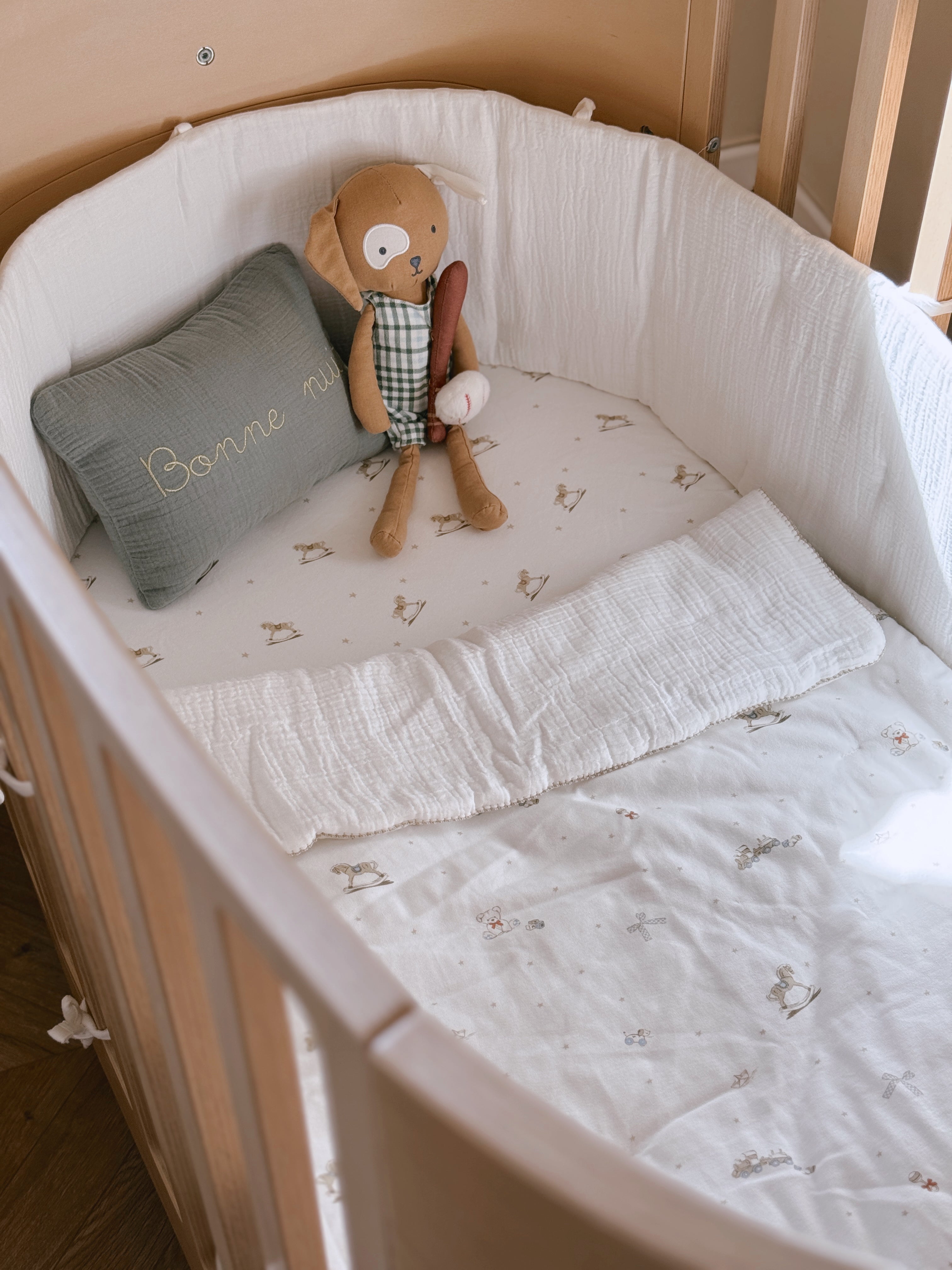 סט מצעים למיטת תינוק – טוי בוקס