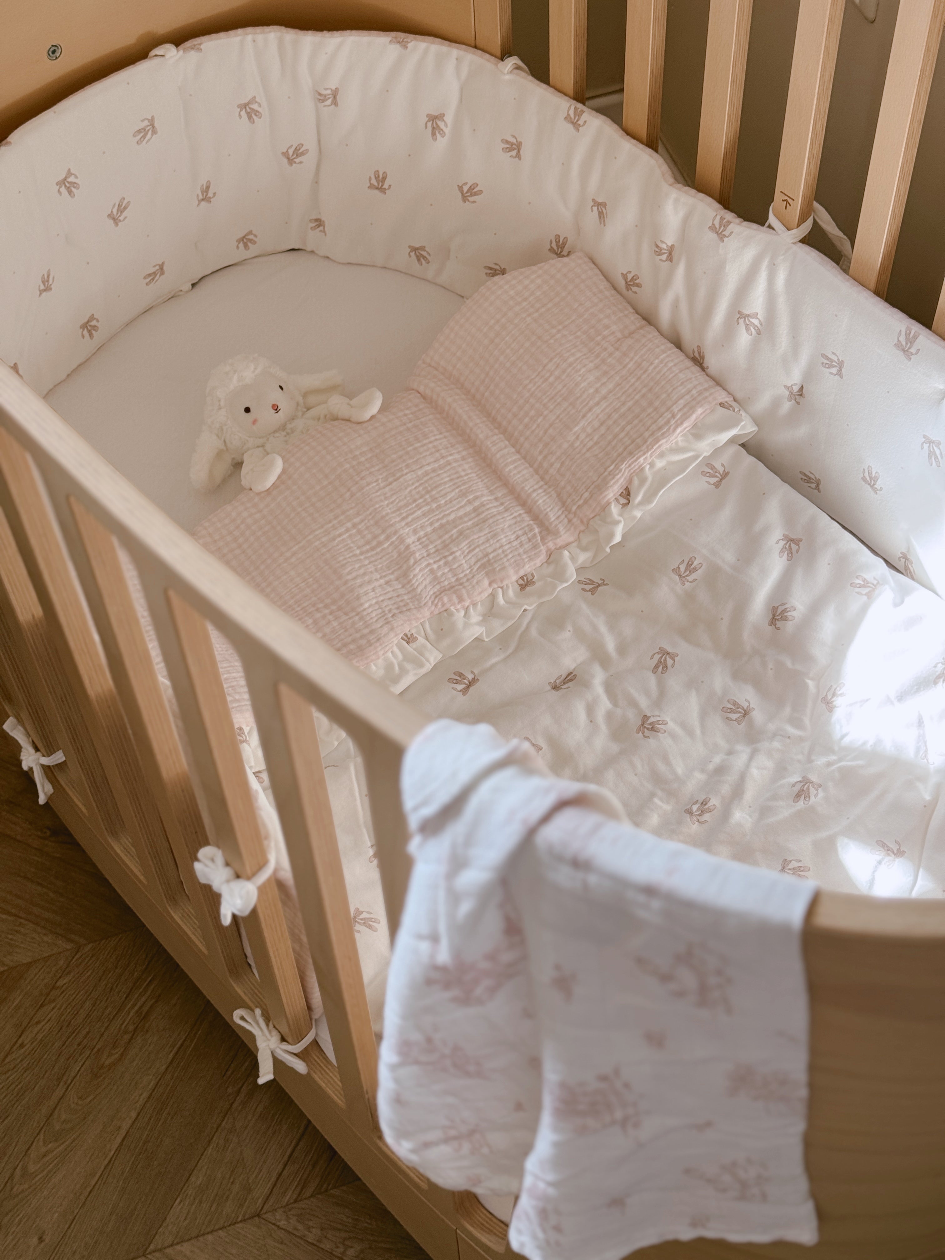סט מצעים למיטת תינוק – בלרינה