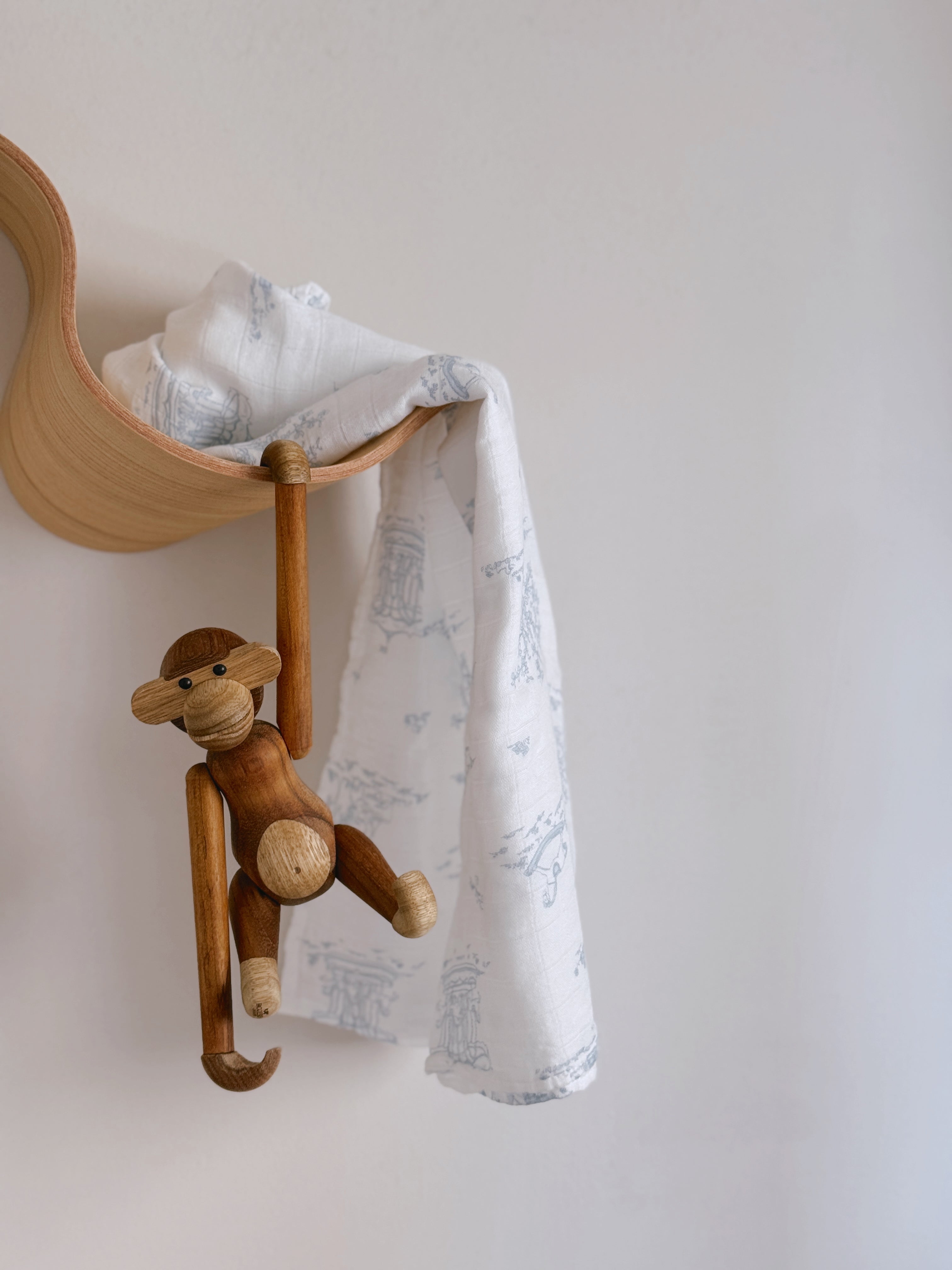 מארז זוג חיתולי במבוק טוי בוקס דובי