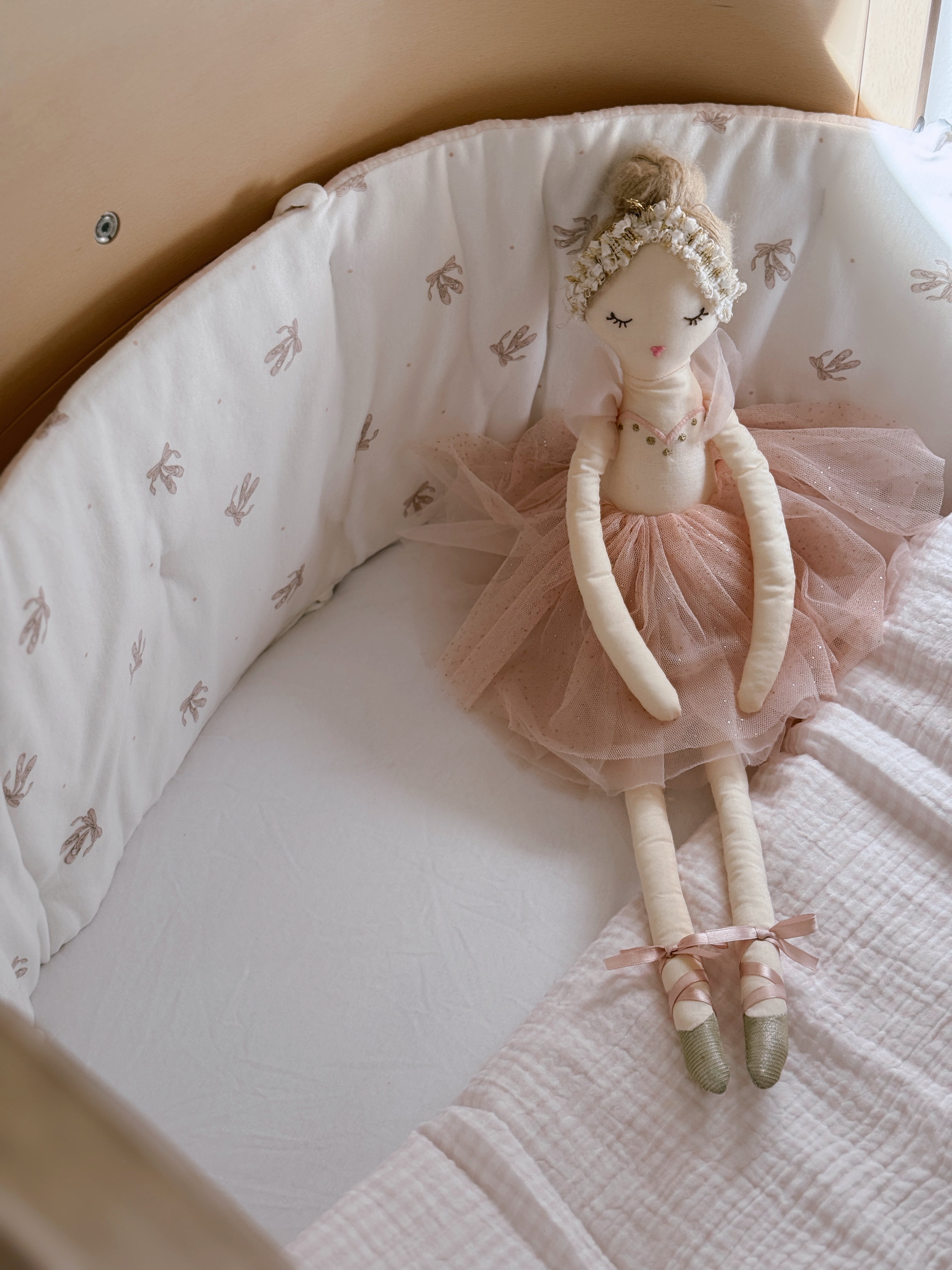 סט מצעים למיטת תינוק – בלרינה