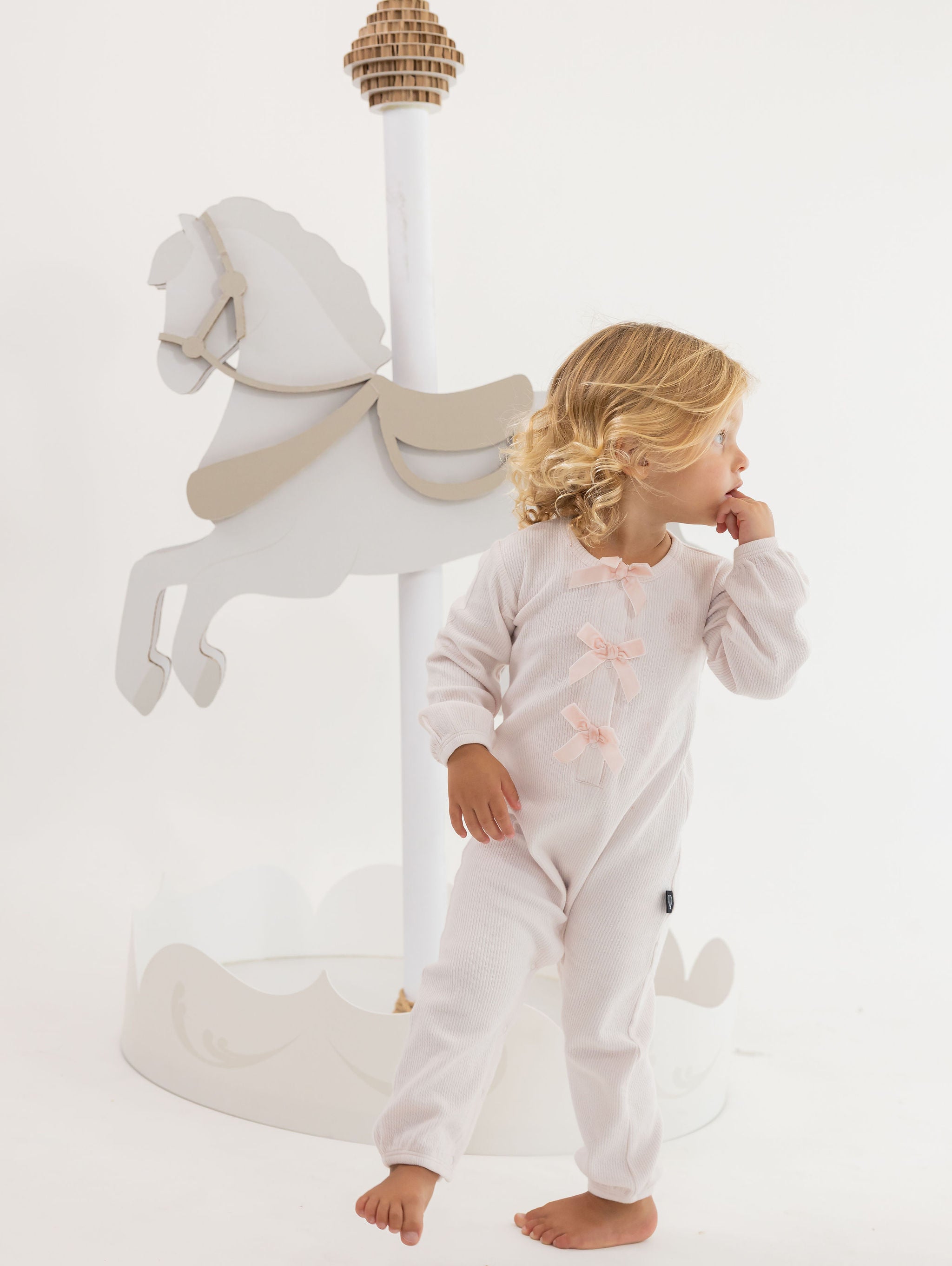 אוברול פפיונים חגיגי עם סרט לשיער