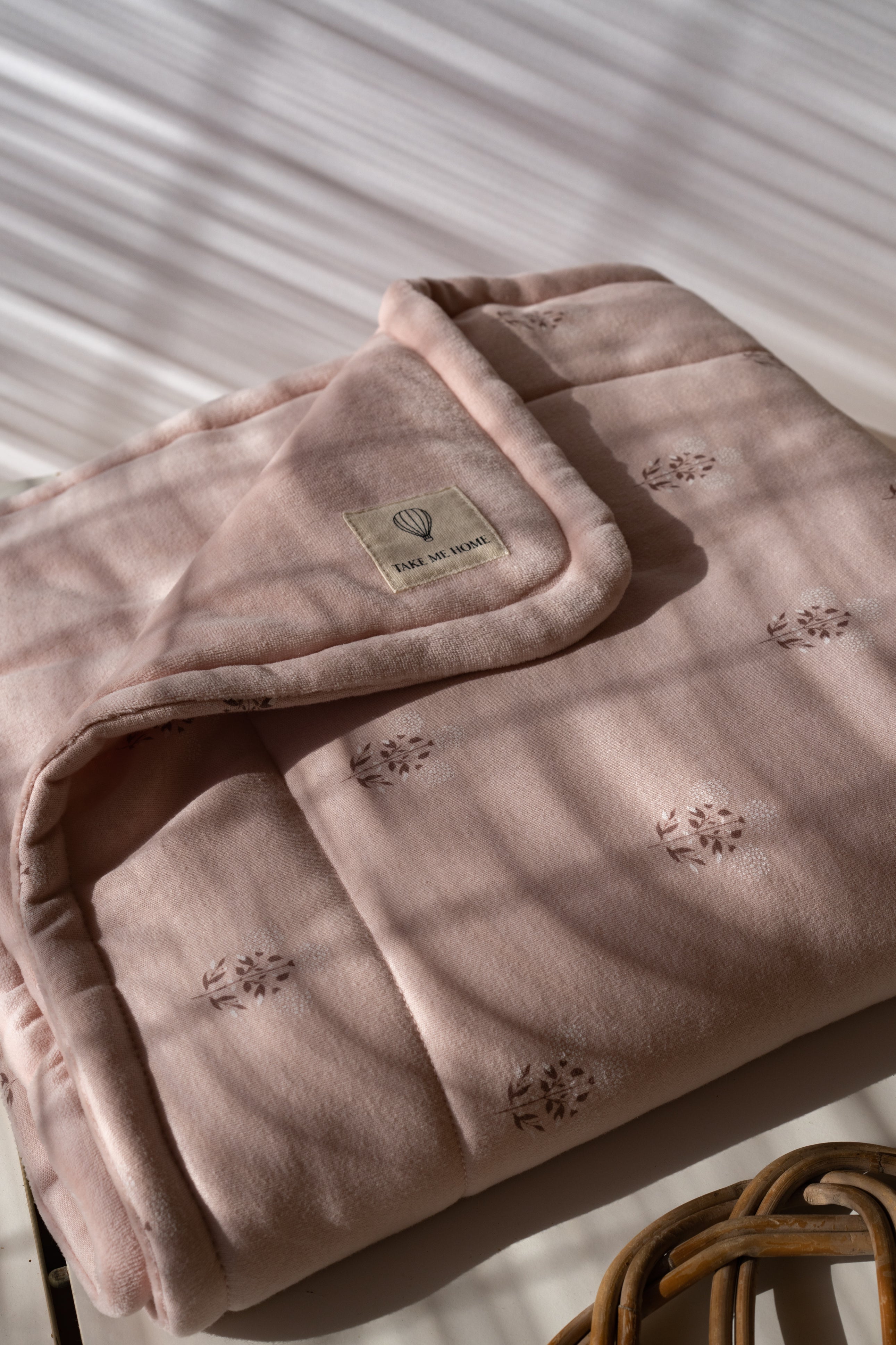 Double-sided plush blanket with soft filling