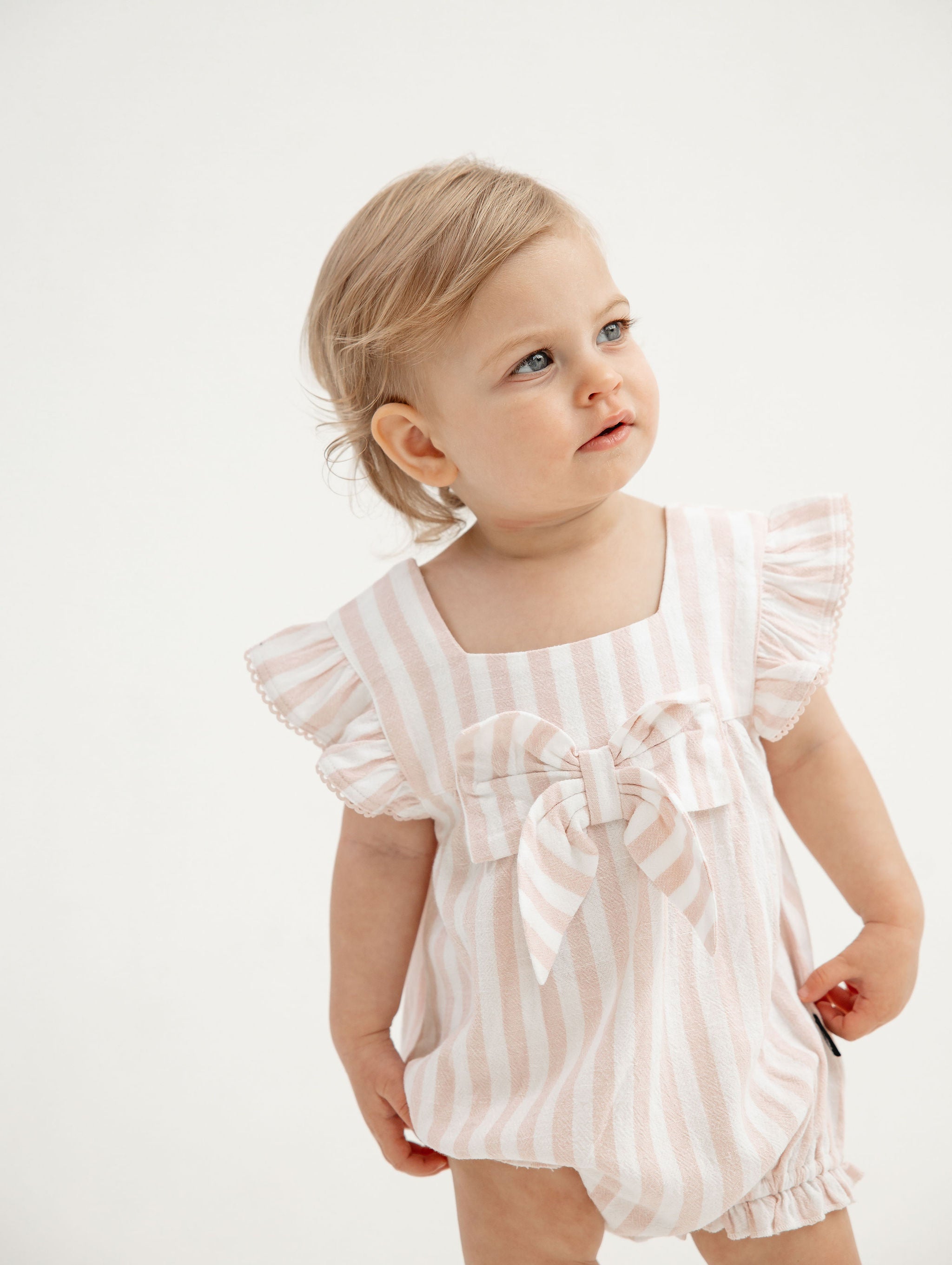 אוברול חגיגי עם פפיון