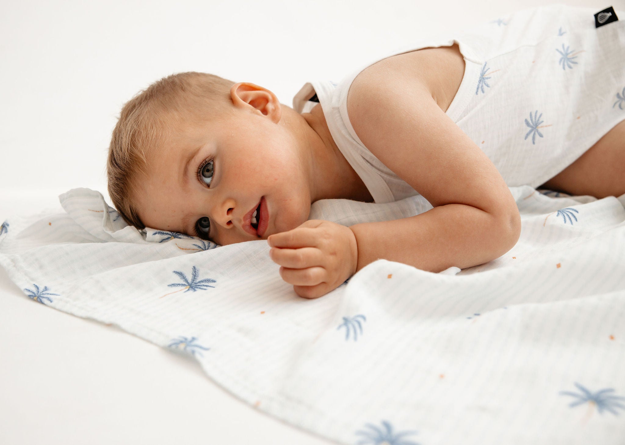 Set of 2 Bamboo Muslin Swaddles – Resort Collection