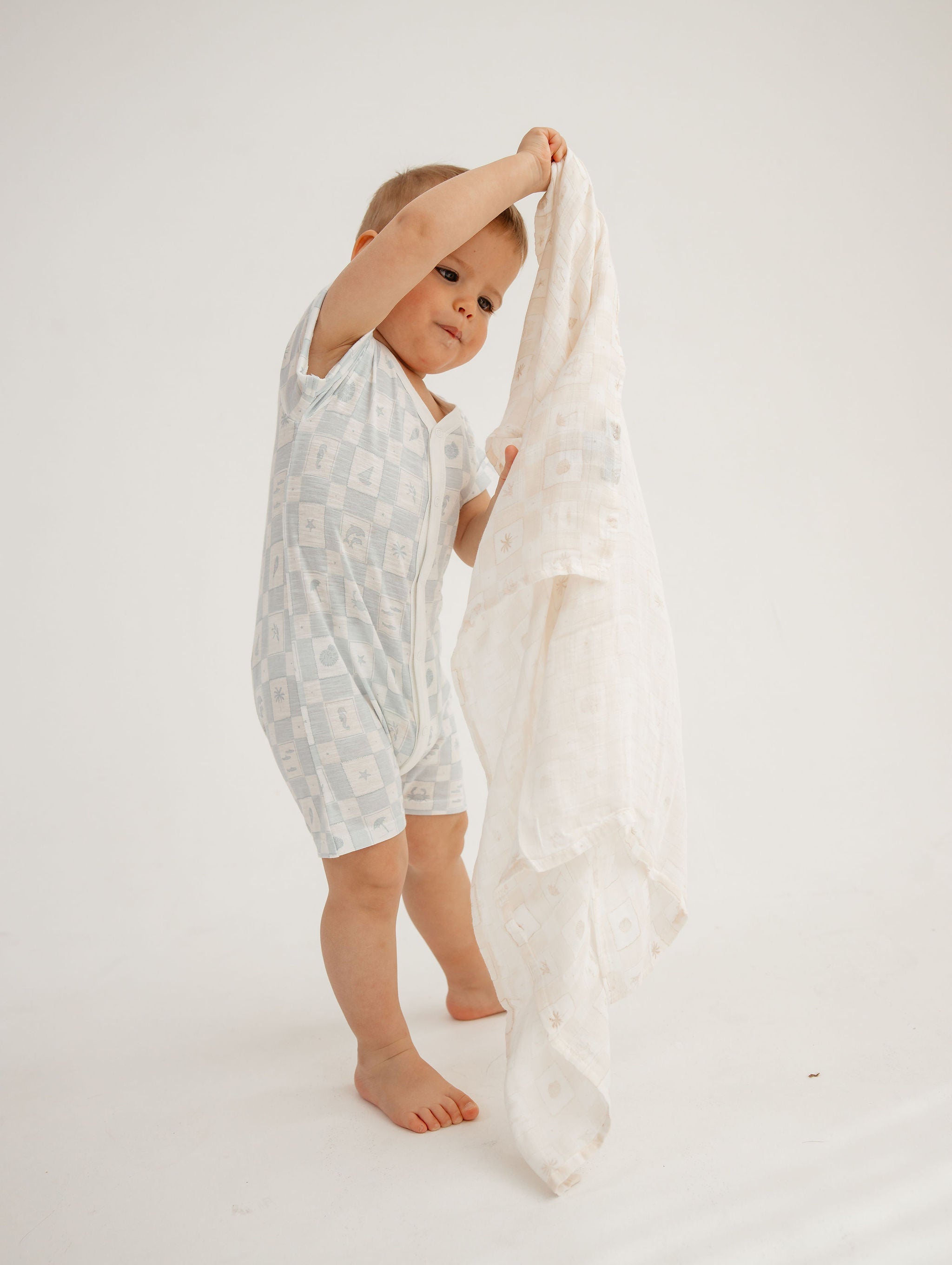 Set of 2 Bamboo Muslin Swaddles – Resort Collection