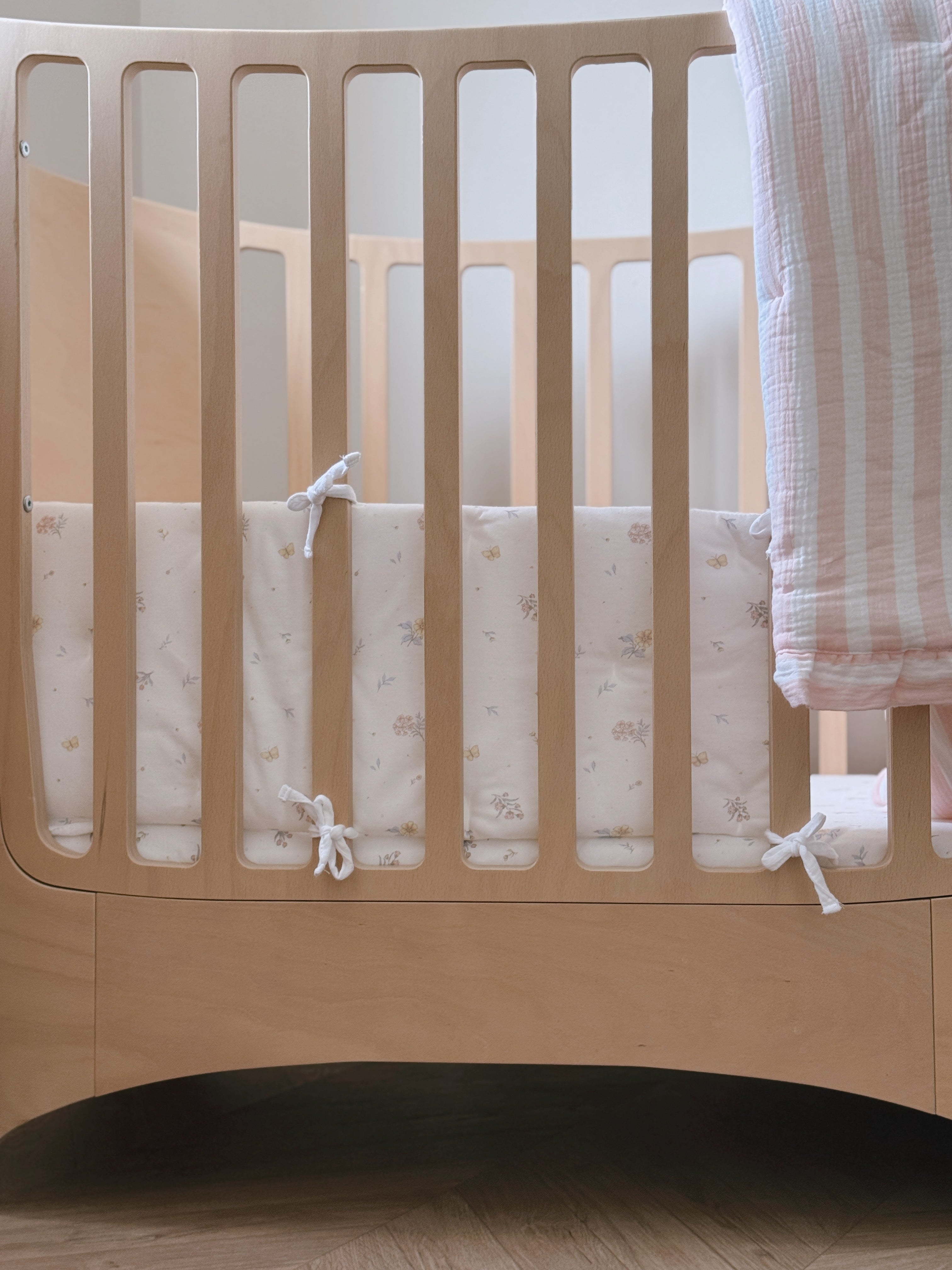 Santorini Ruffled Cot Bedding Set