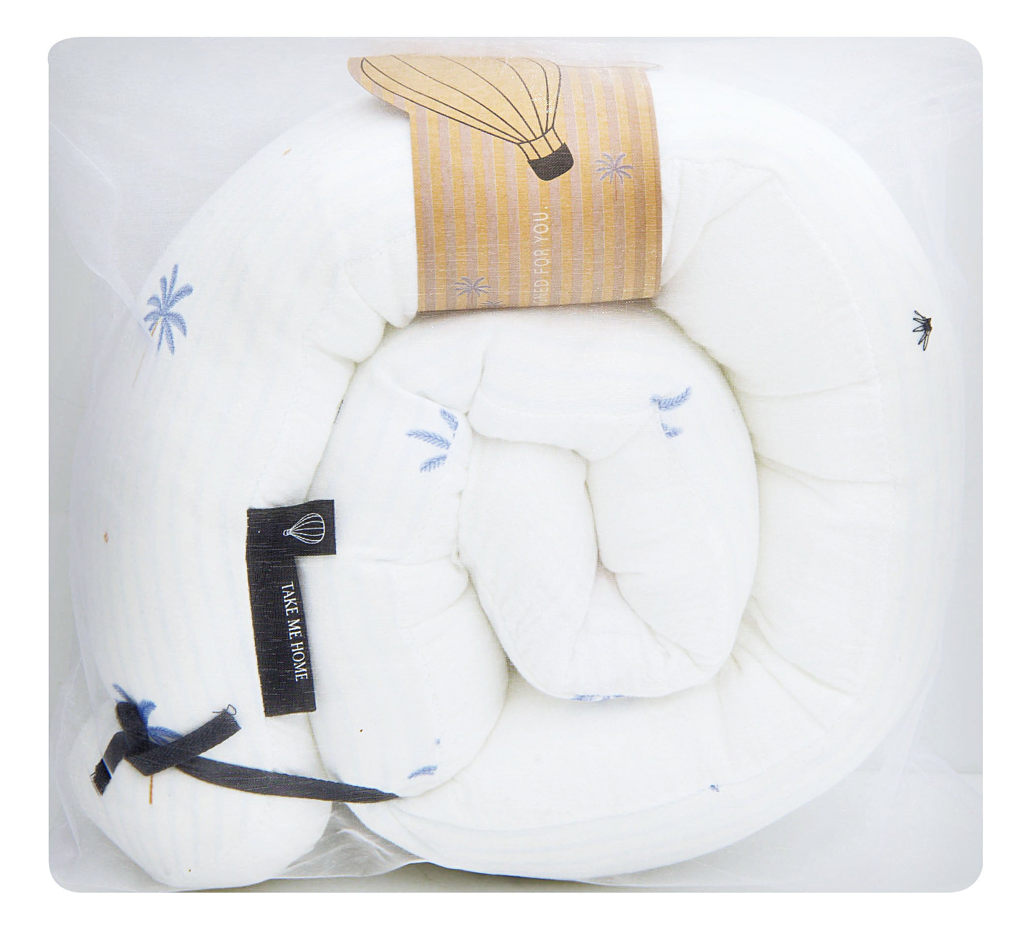 מיני נחשוש ריזורט