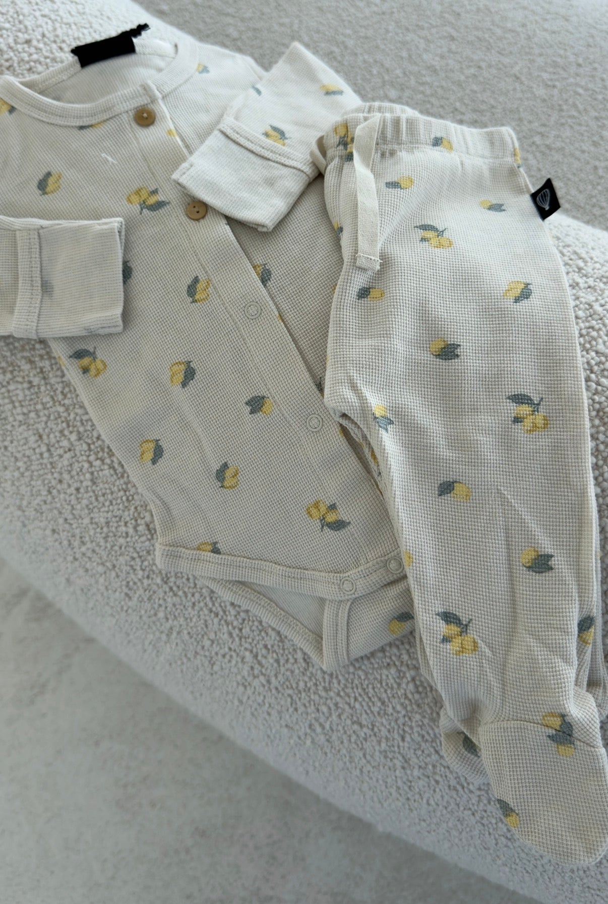 סט  לימונצ׳לו 0-3