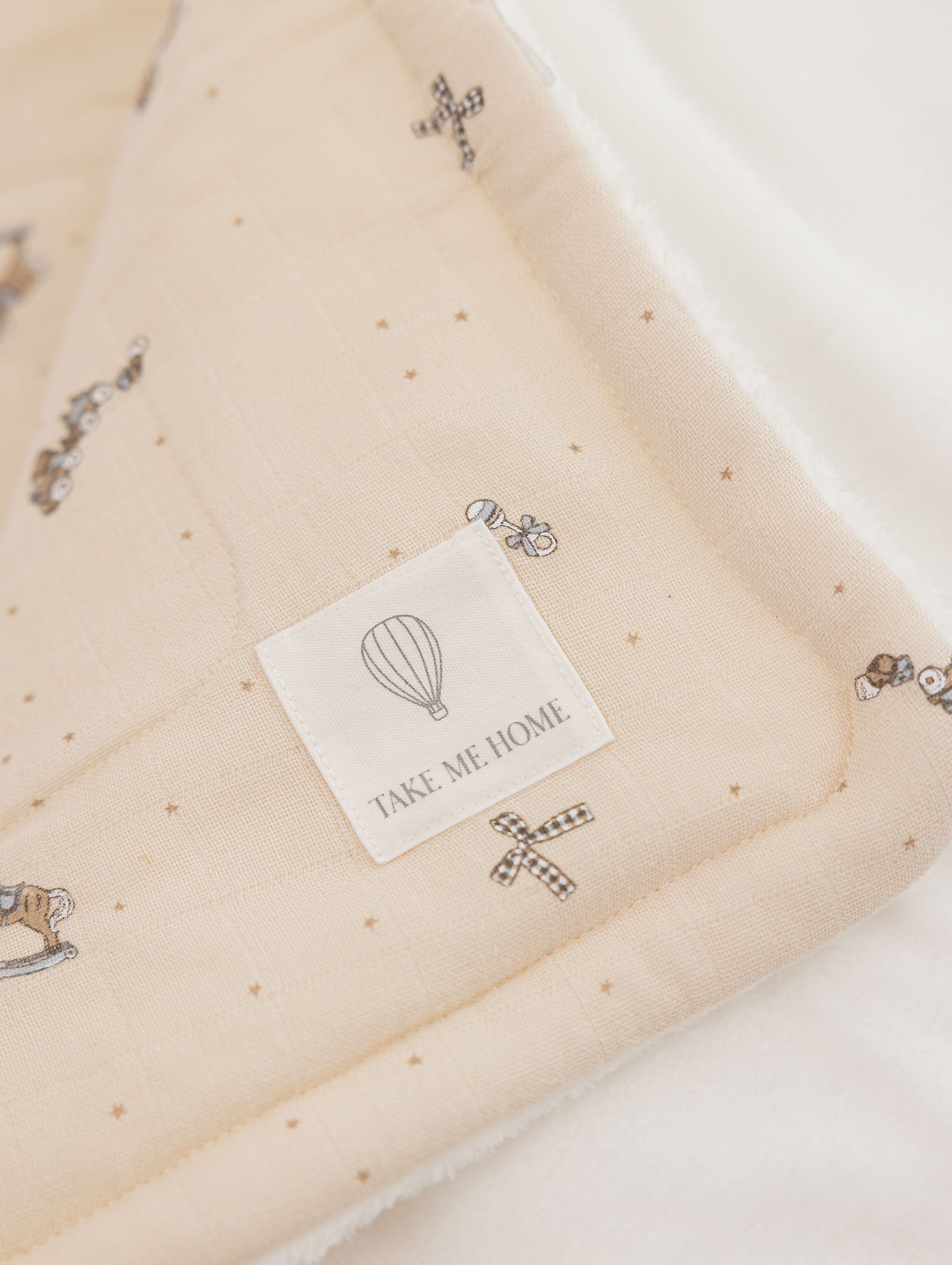 Toy Box Blanket – 80×80 cm